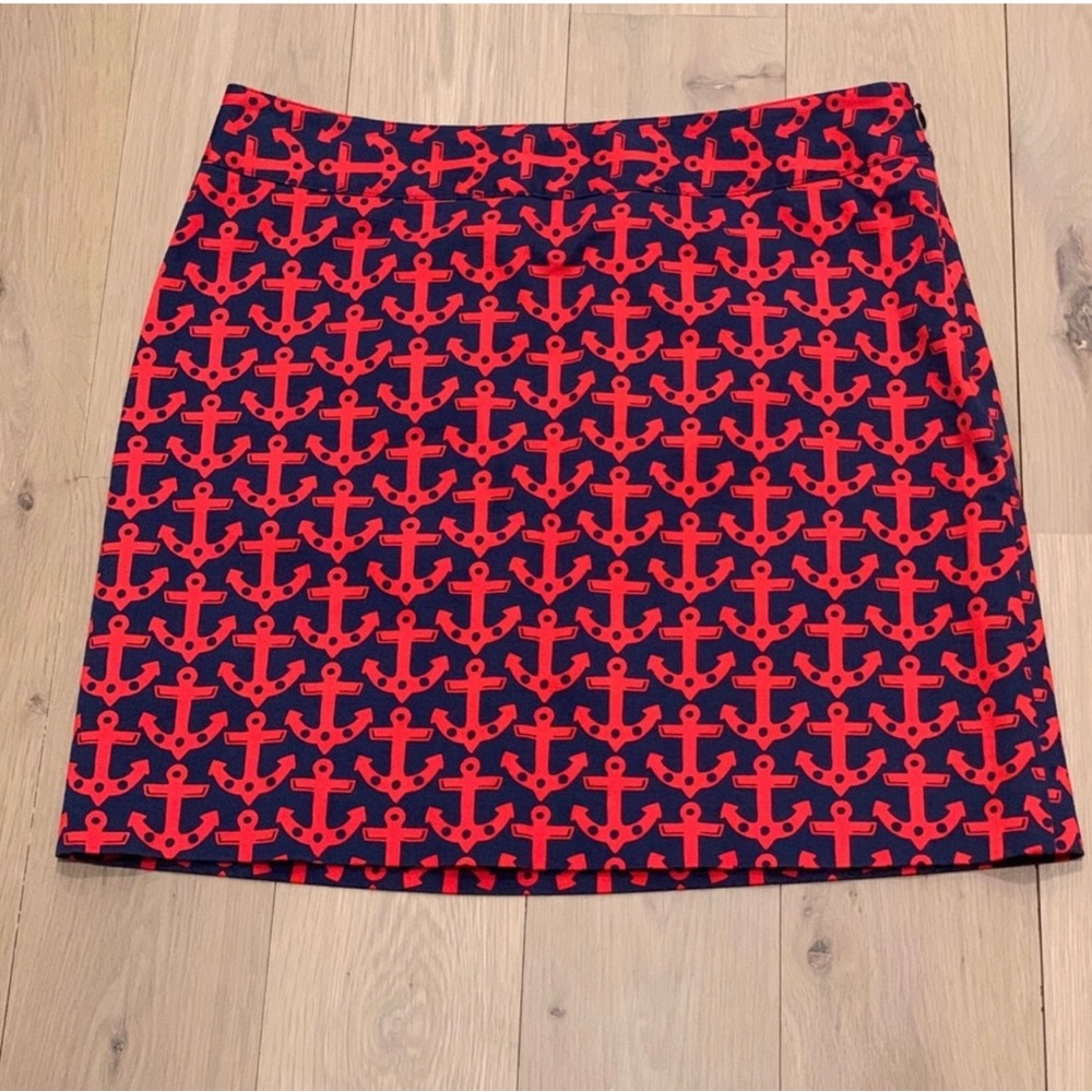 Vineyard Vines Navy and Red Anchor mini skirt NWOT